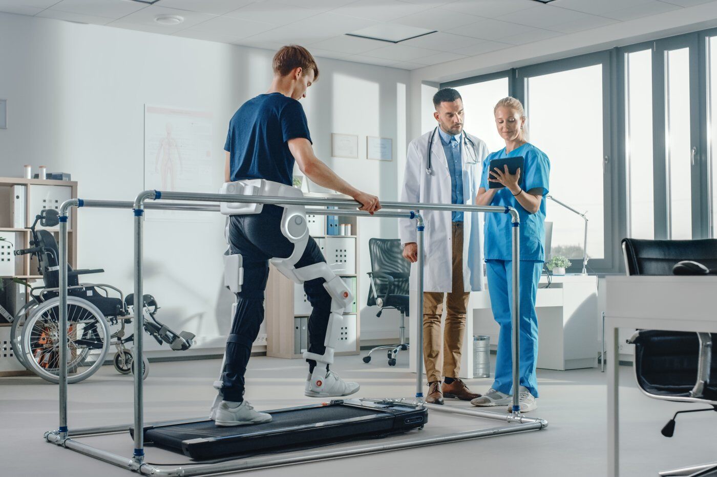 Robotik Rehabilitasyon Merkezi Yatili Fizik Tedavi Merkezlerinde Sunulan Hizmetler 0B Z K8 K R1 U B