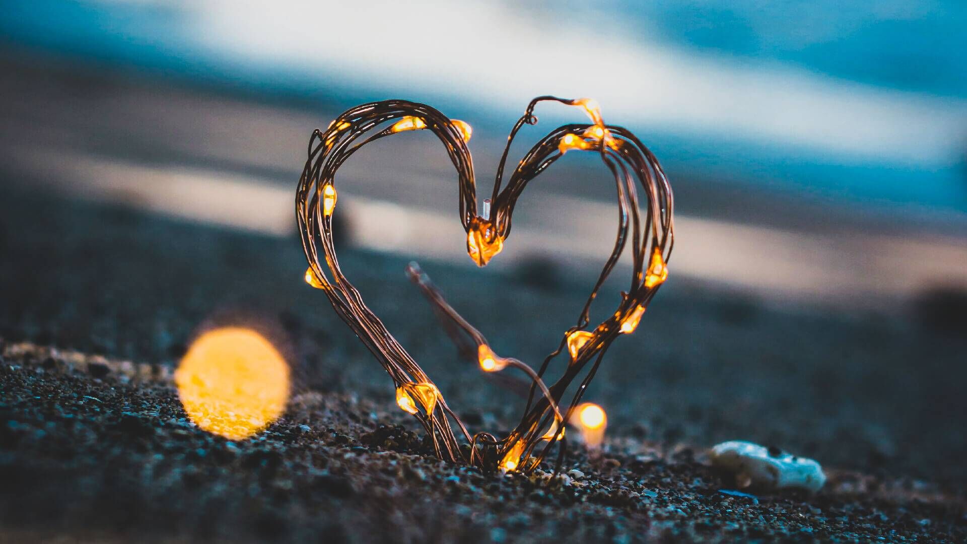 Romantik Kisa Ask Sozleri