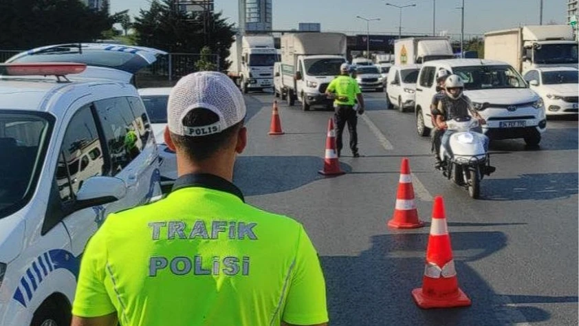 Son Dakika Istanbul Valiligi Acikladi 8 Martta Bu Yollar Trafige Kapali Olacak 842X474 Gm I Sm D71Pu