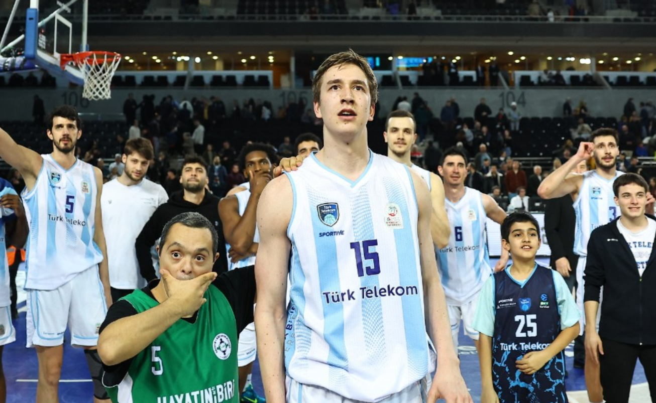 Türk Telekom Mersin Spor 2 Kopya