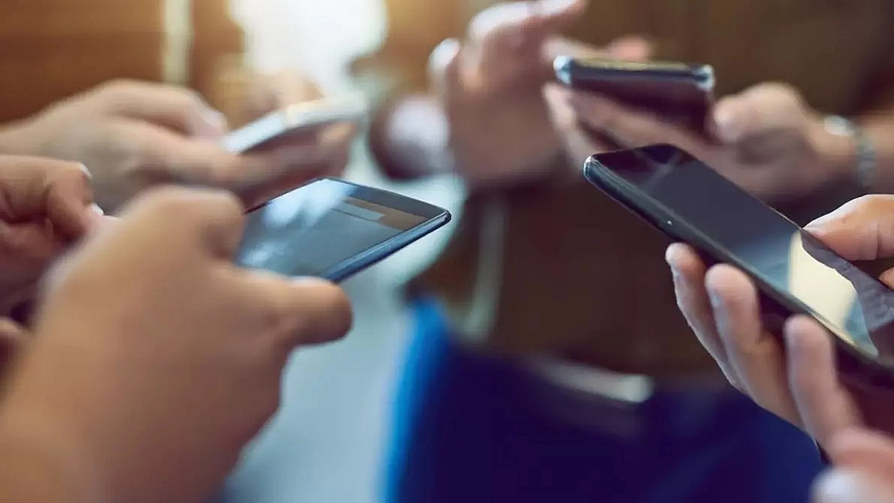 Turkiye De Telefon Kullanim Al 1765718860 Z B O Ge8