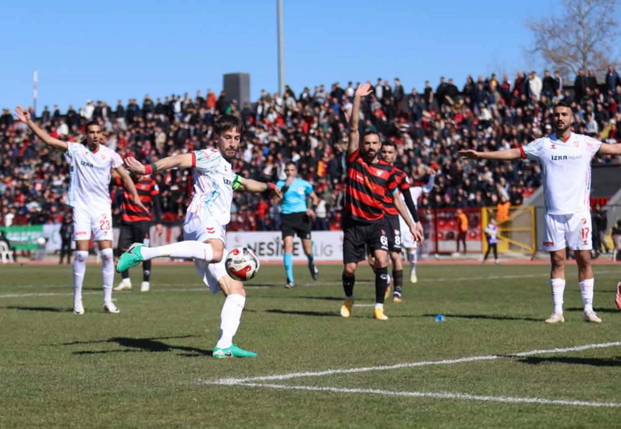 Uşakspor Karşıyaka 2
