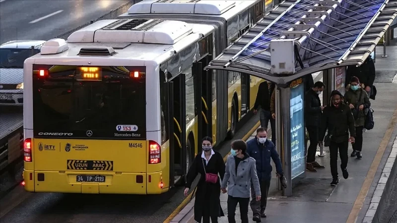 1 Mayis Toplu Tasima Ucretsiz Mi Metrobus Metro Ve Marmaray Bedava Mi Olacak