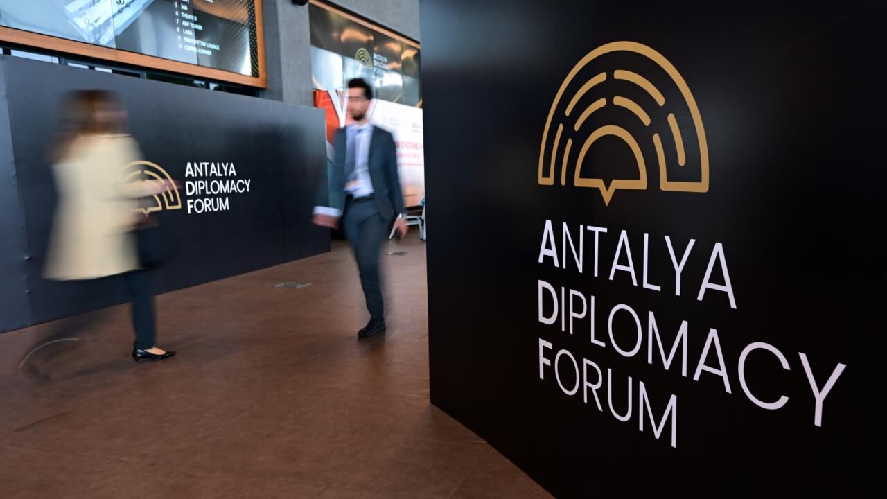 Antalya Diplomasi Forumu 2350487
