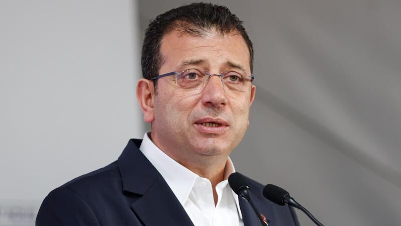 Ekrem Imamoglu 27