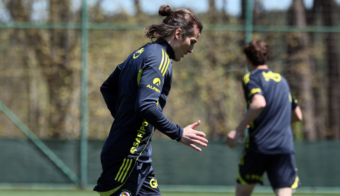 Fenerbahçe Antrenman Çağlar Söyüncü