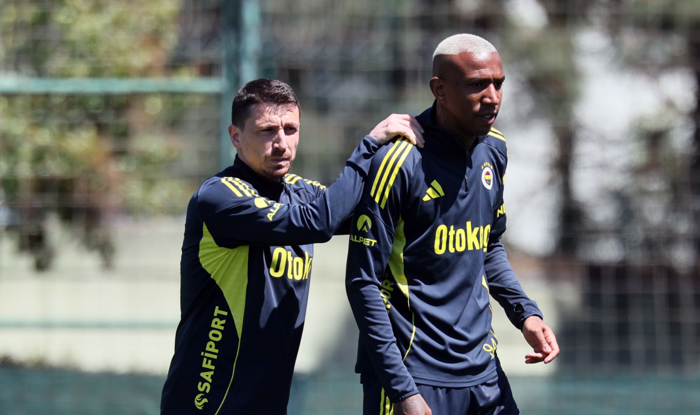 Fenerbahçe Antrenman Mert Hakan Yandaş Talisca