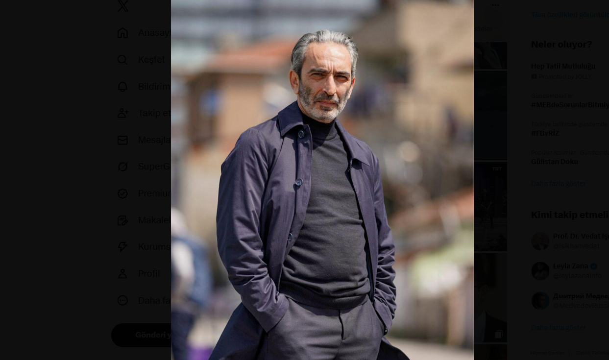 Fırat Tanış (1)