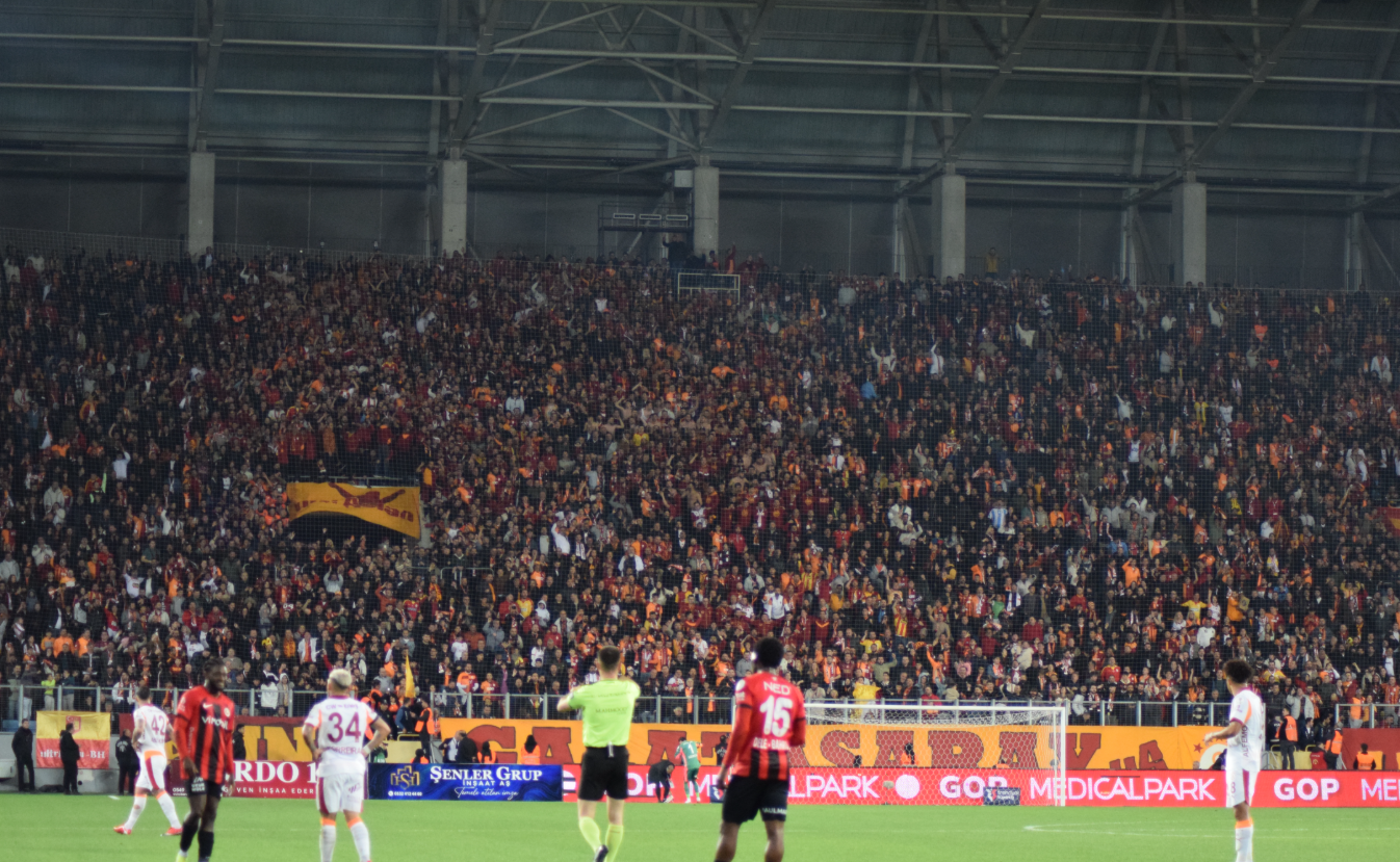 Gençlerbirliği Galatasaray Tribün 10