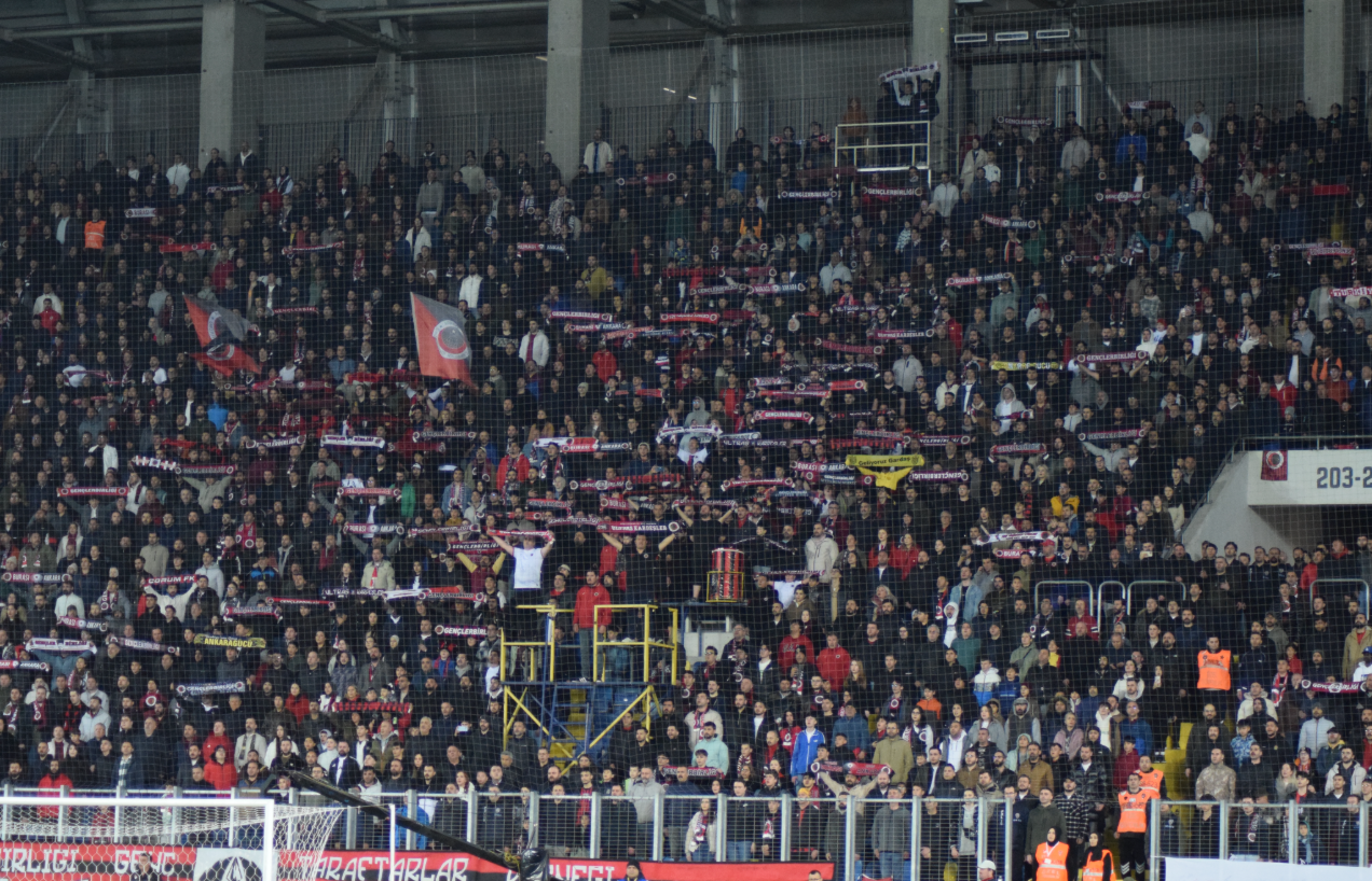 Gençlerbirliği Galatasaray Tribün 6