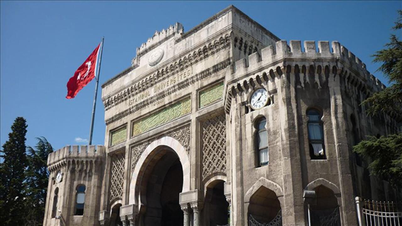 Istanbul Universitesi 1489861