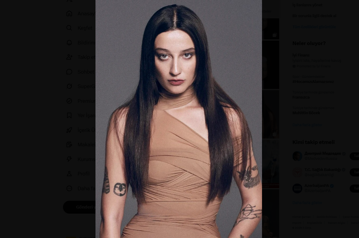 Melike Şahin Anne Oluyor (4)
