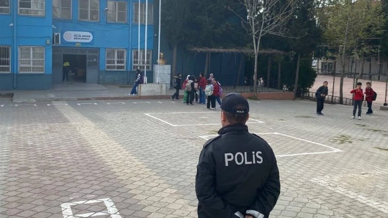 O K U L P O L İ S