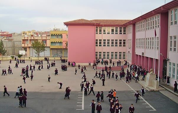 Okul Bahcesi