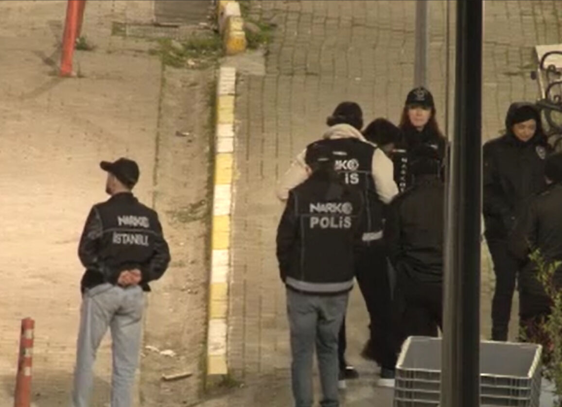 Polis 123
