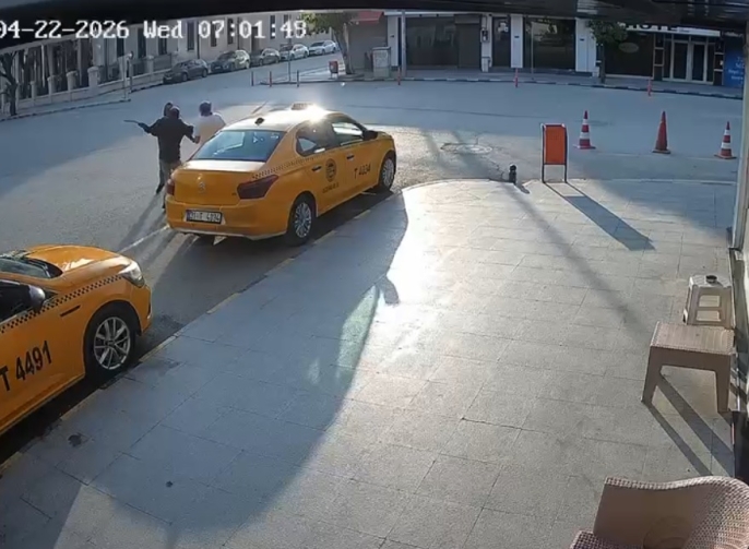 Satir Dehseti Iskenderun Da Bir Saatte 3 Kisiyi Kana Buladi 2 1776847775