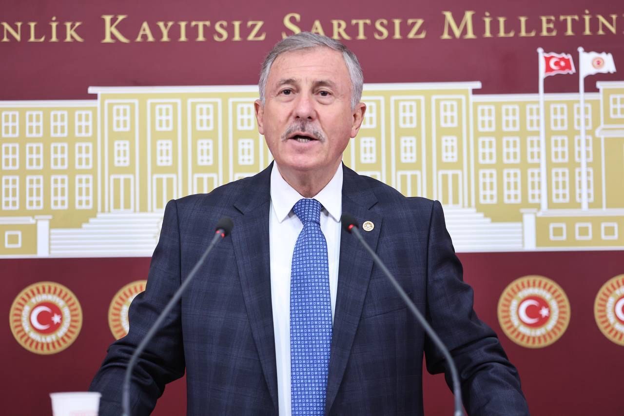 Selçuk Özdağ-1