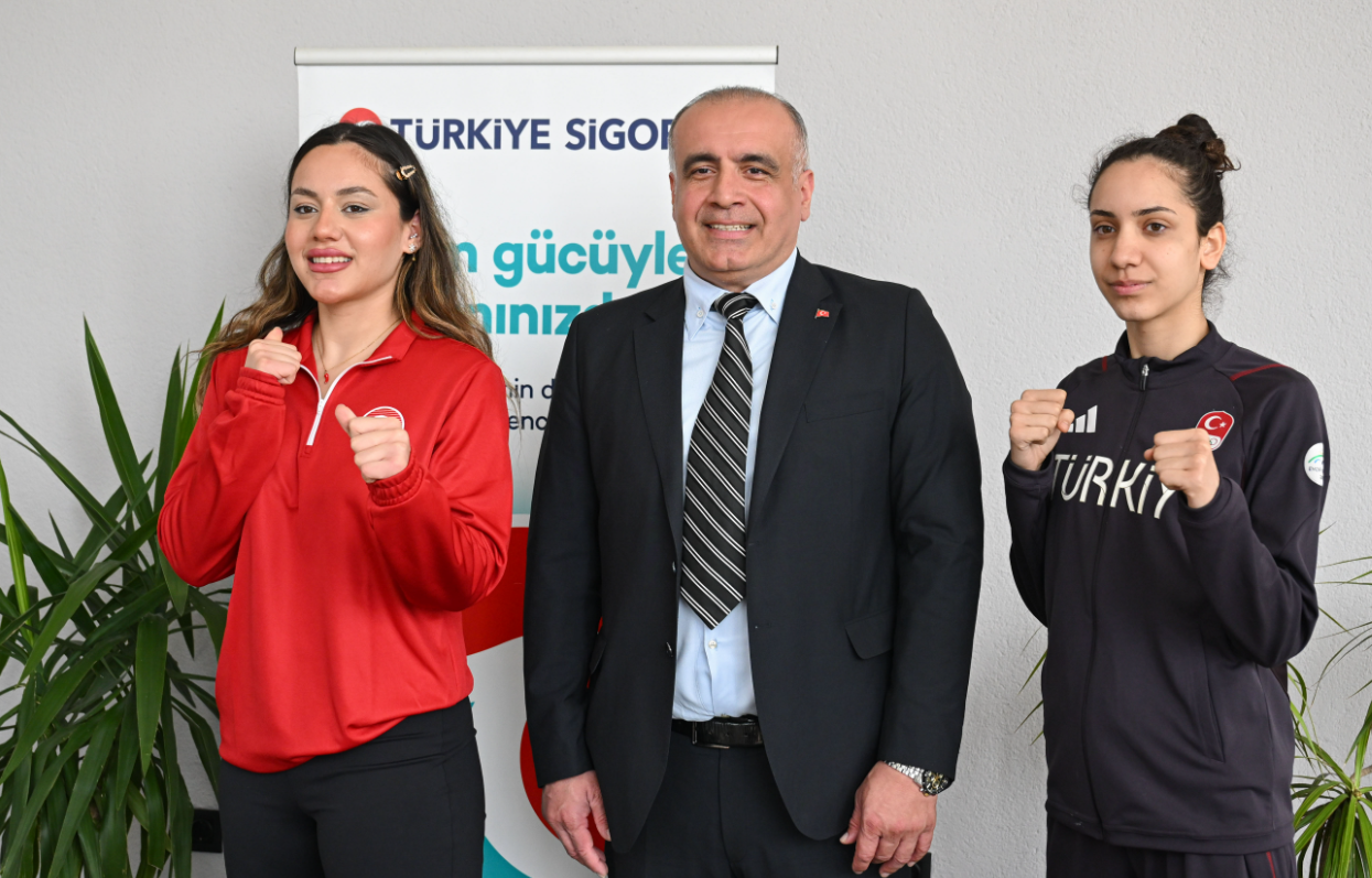 Sude Yaren Uzunçavdar Sıla Irmak Uzunçavdar Tekvandocu Kardeşler 2