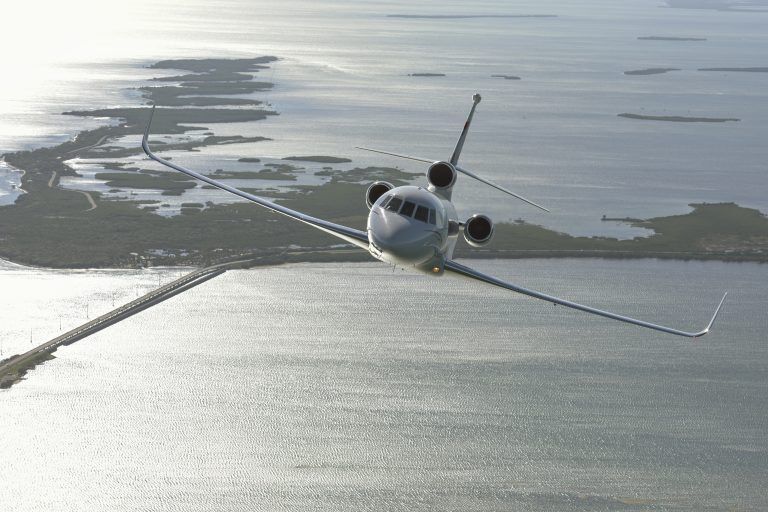 04. Falcon 900 L X 1 768X512