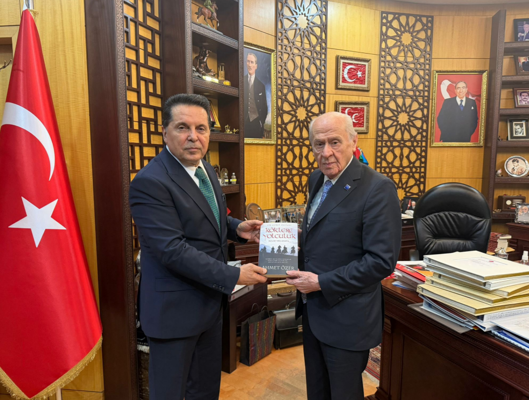 Ahmet Özer’den Devlet Bahçeli Yorumu (1)
