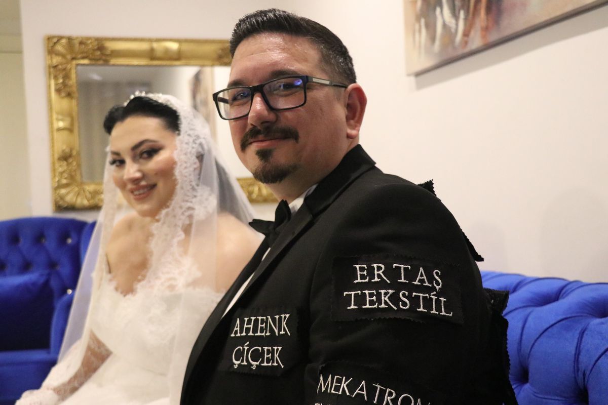 Dugun Masrafini Dusurmek Icin Damatligini Reklam B4B6Ca2E36 Amp