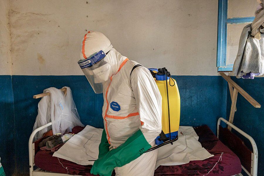 Ebola2