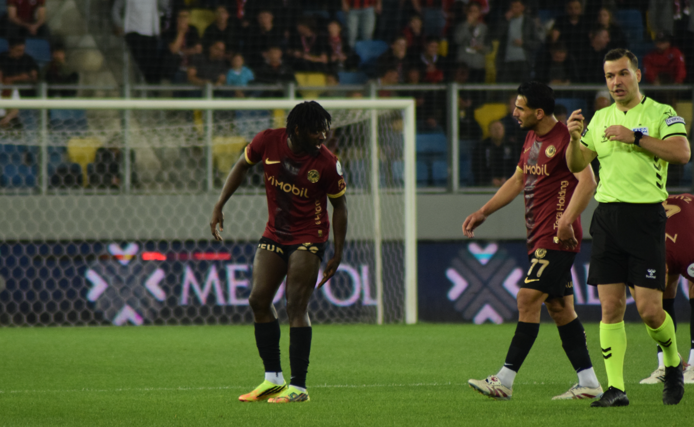 Gençlerbirliği Kasımpaşa Türkinform Sekou Koita 2