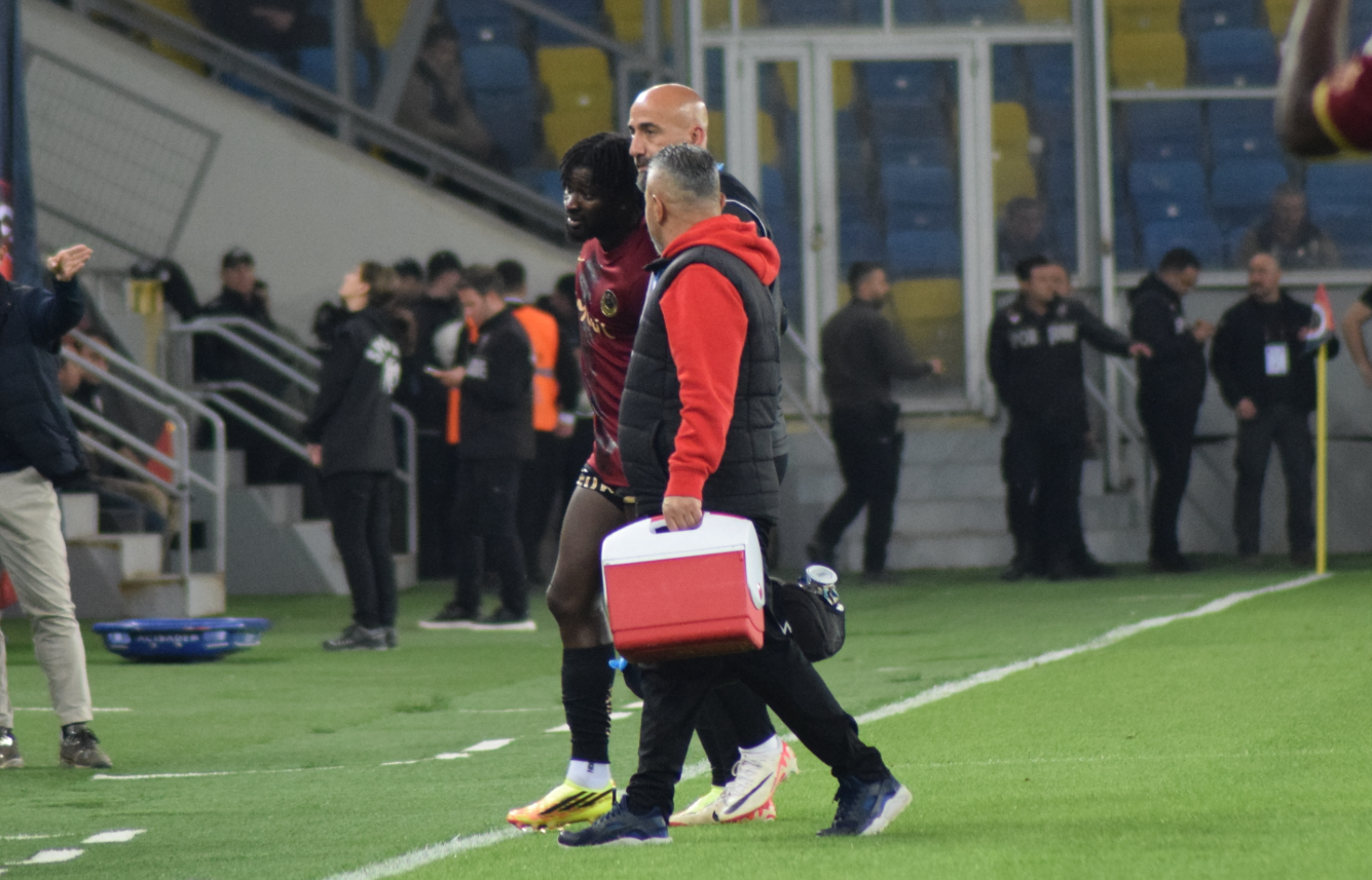 Gençlerbirliği Kasımpaşa Türkinform Sekou Koita 3