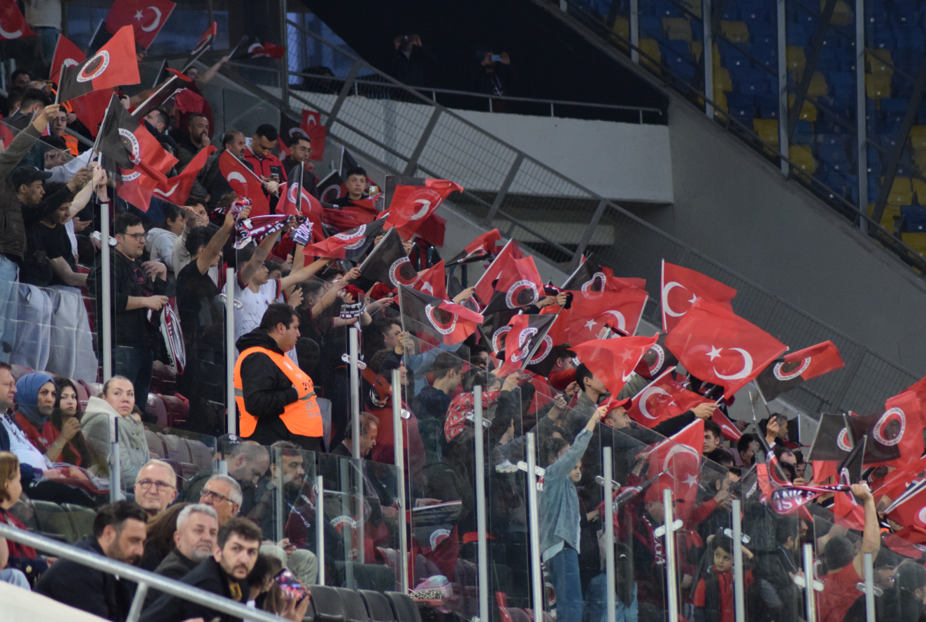 Gençlerbirliği Kasımpaşa Türkinform Taraftar 1