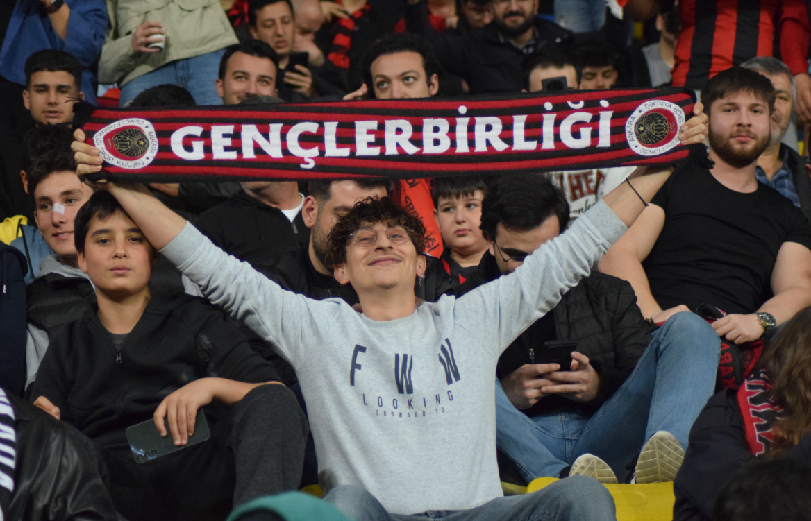Gençlerbirliği Kasımpaşa Türkinform Taraftar (28)