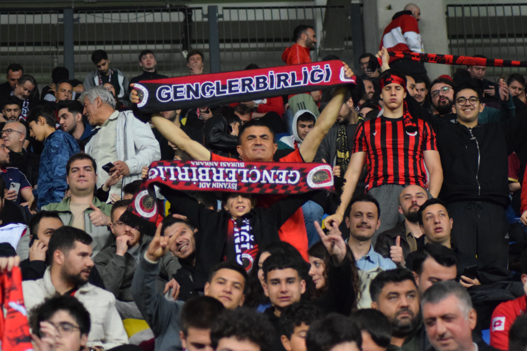 Gençlerbirliği Kasımpaşa Türkinform Taraftar (31)
