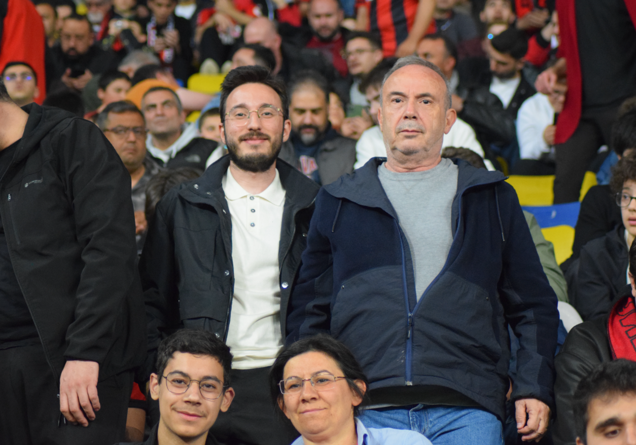 Gençlerbirliği Kasımpaşa Türkinform Taraftar (6)