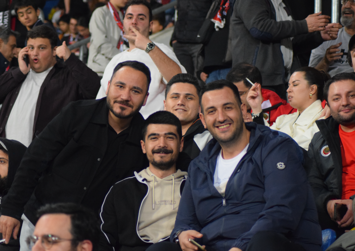Gençlerbirliği Kasımpaşa Türkinform Taraftar (9)