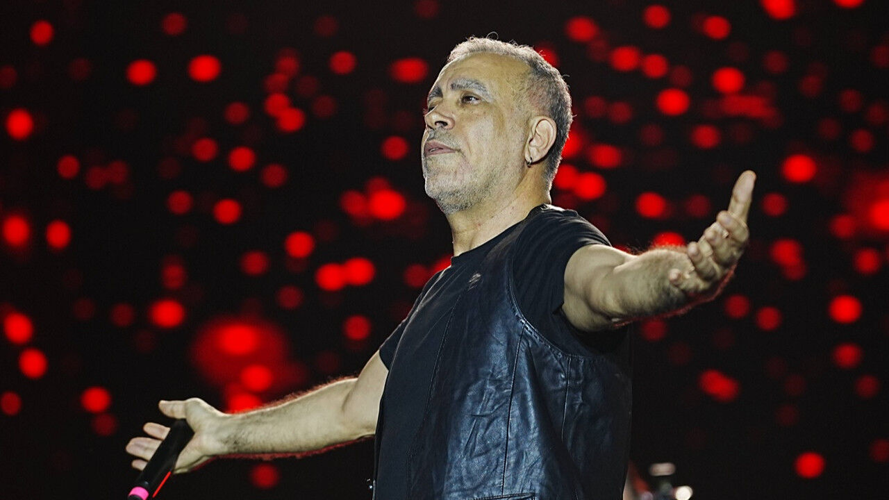 Haluk Levent-3