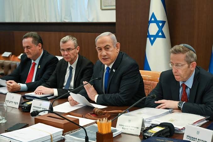 Israil Kabine