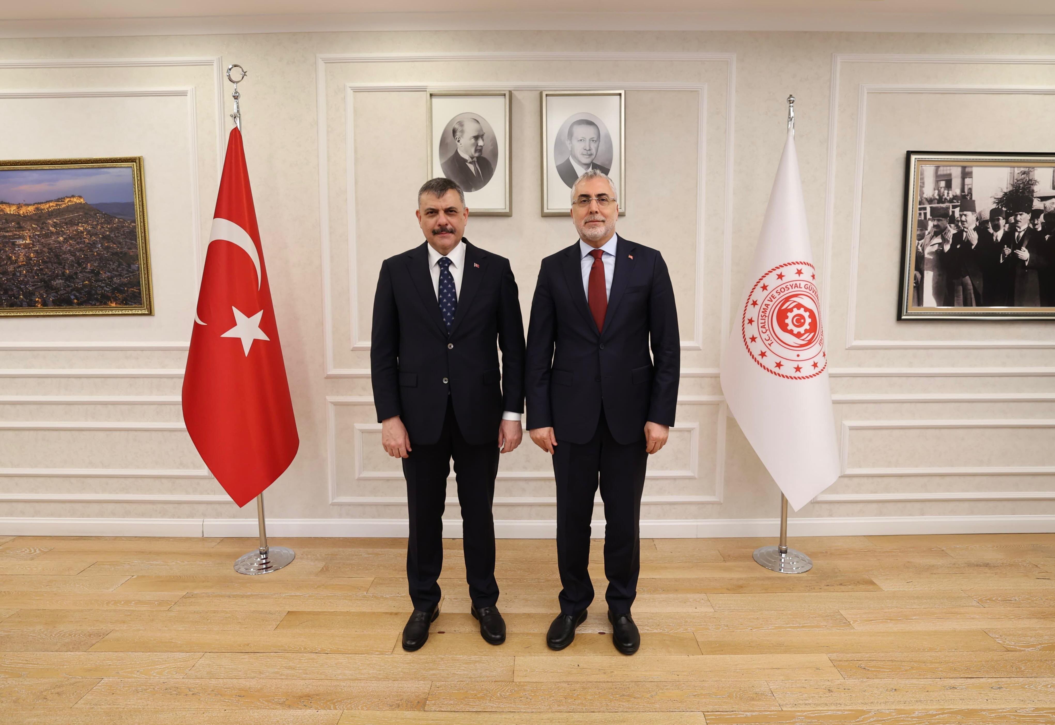 Mustafa Çiftçi’den Vedat Işıkhan’a Ziyaret
