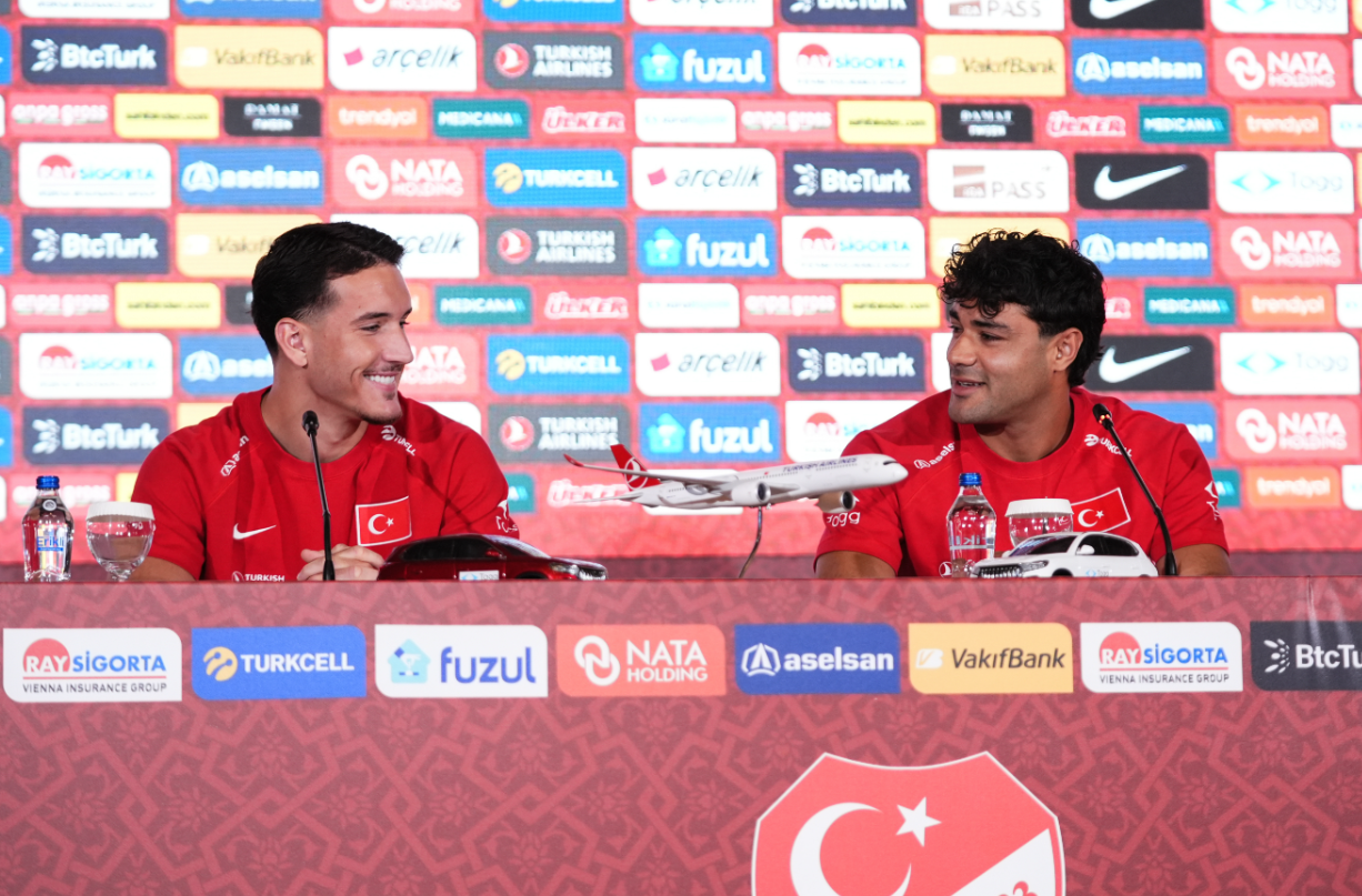 Ozan Kabak Deniz Gül