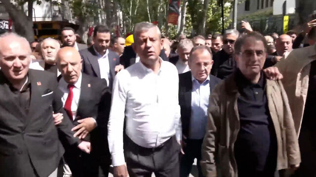 Özgür Özel-84