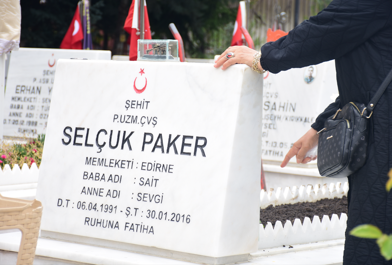 Selçuk Paker (2)