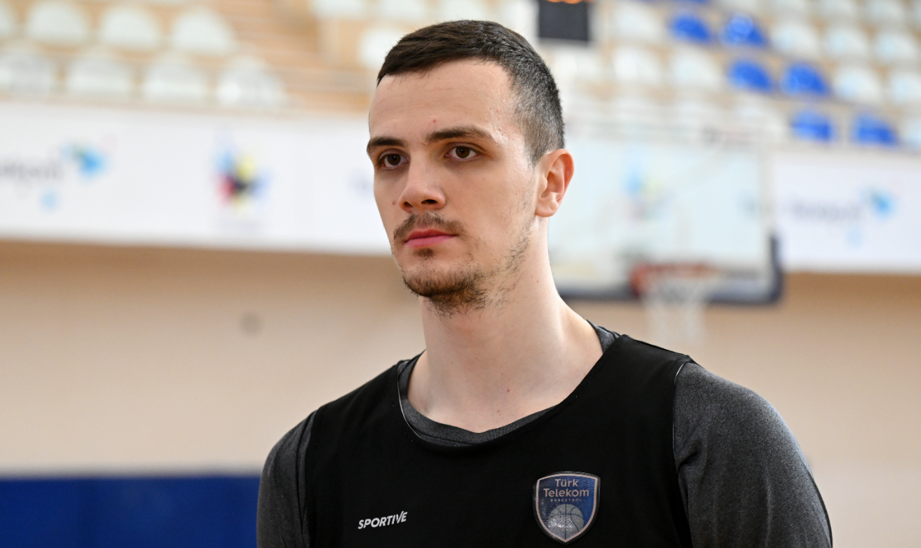 Türk Telekom Basketbol Simonovic 2