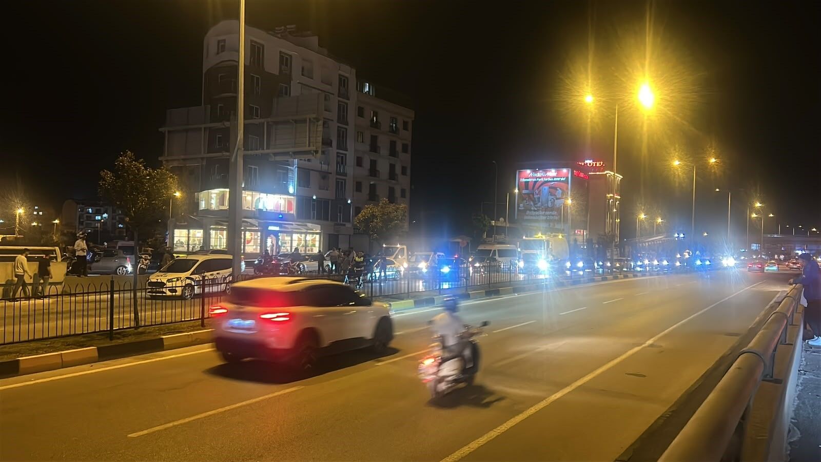 A W721216 06