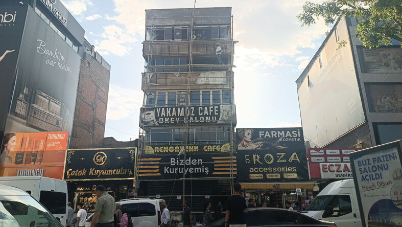 A W722719 02