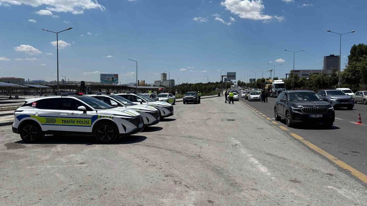 Ankaradaki Nato Zirvesinde 56 Bin Emniyet Ve Jandarma Personeli Gorev Yapacak