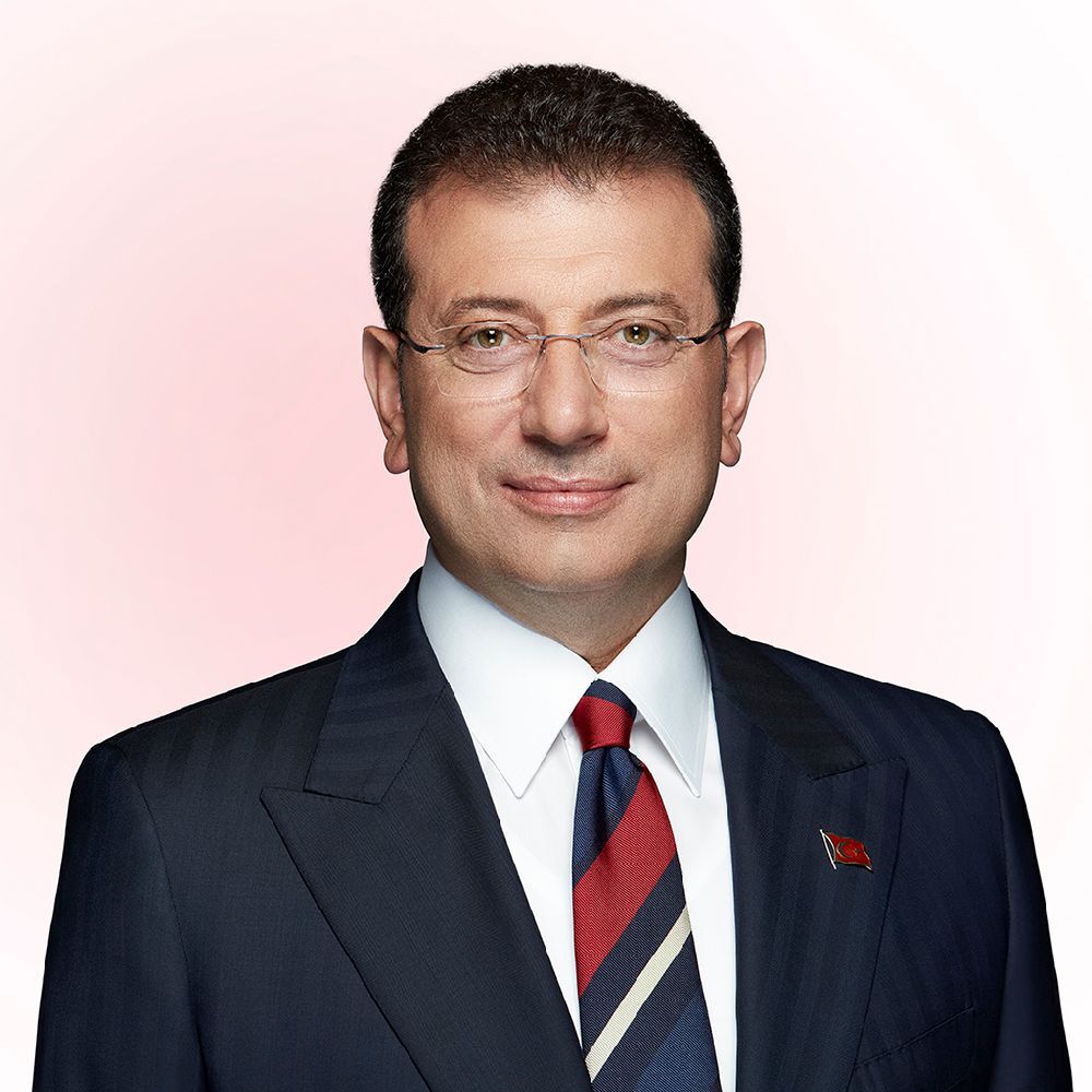 Ekrem Imamoglu R Eto Q.jpg