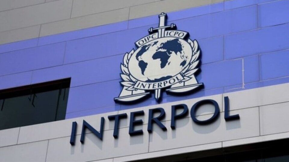 Interpol-5