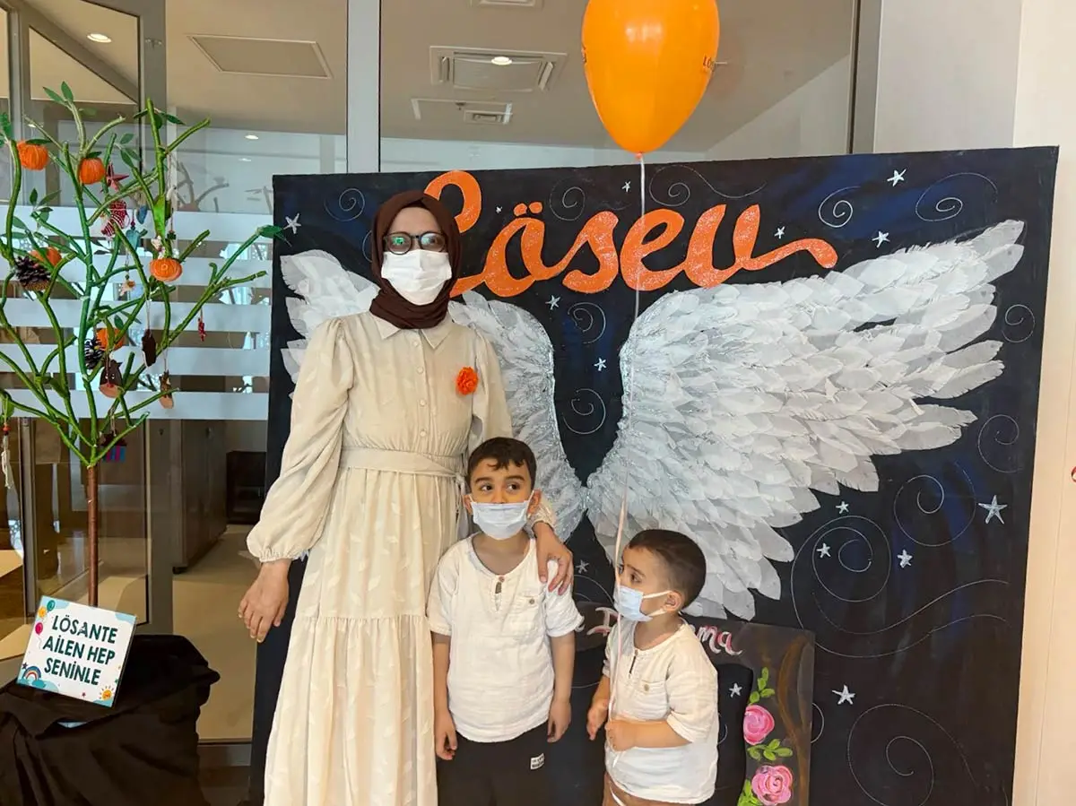 Kemik Iligi Nakli Ayse Alkis Cito Ile Agabeyi Mustafa Alkis 04062026 Dha 9 Cakvt90N