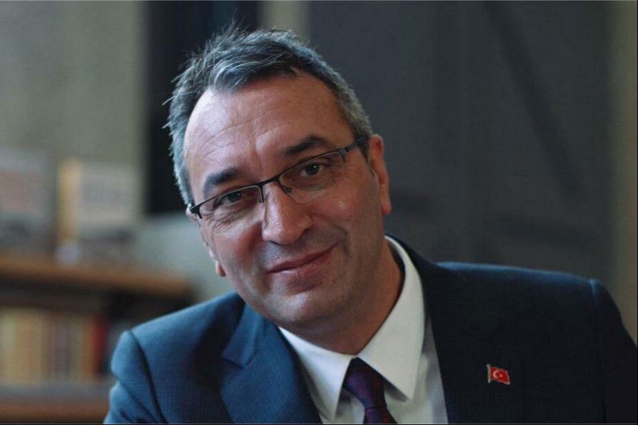 Mahir Polat Kim