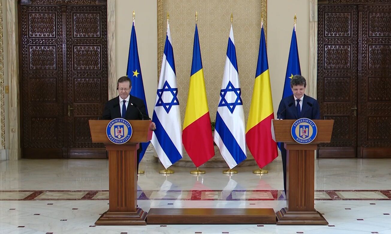 Nicusor Dan Isaac Herzog