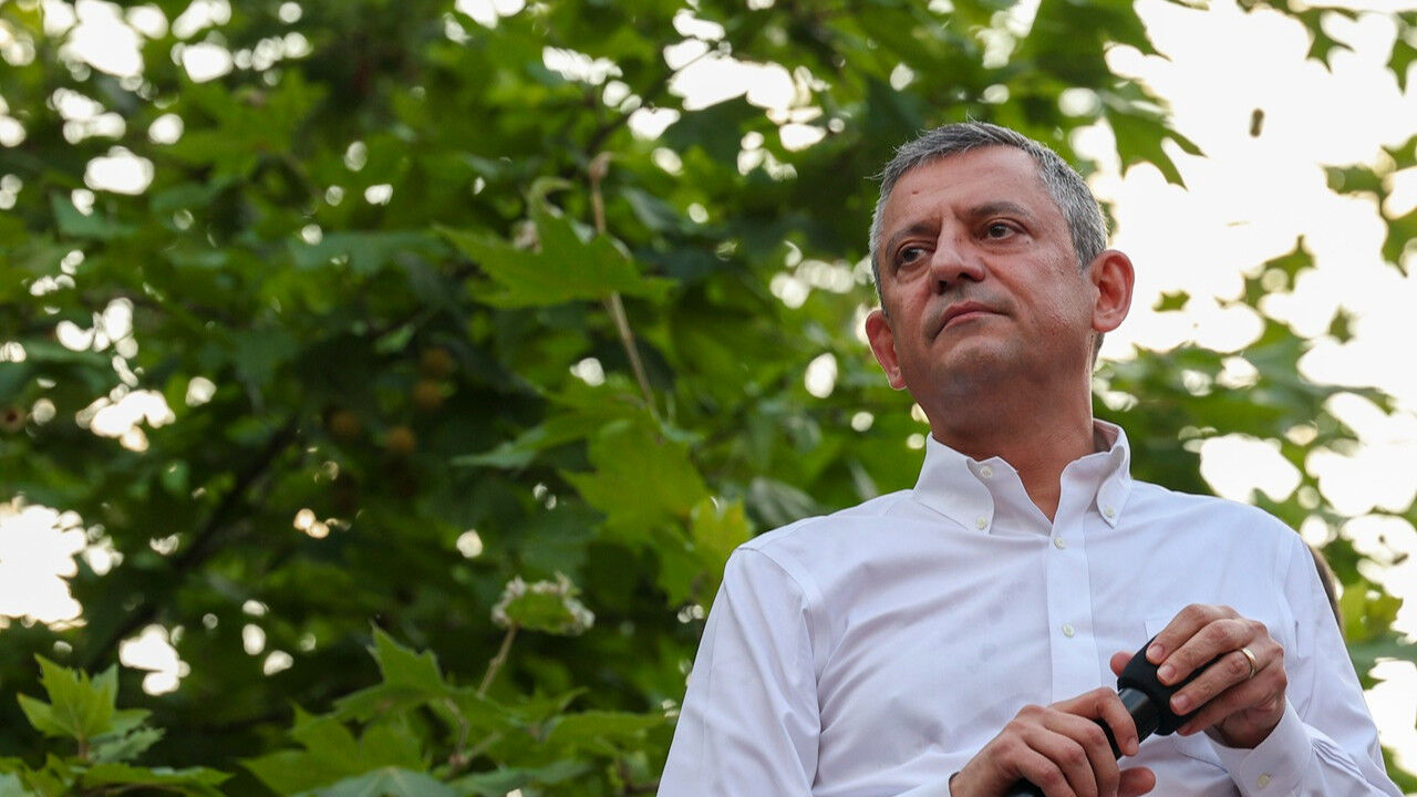 Ozgur Ozel Trabzon Mitinginde Konustu Yasadigimiz Mesele Ne Siyaset Ne De Normal Bir Siyasi Mucadele Ybw5
