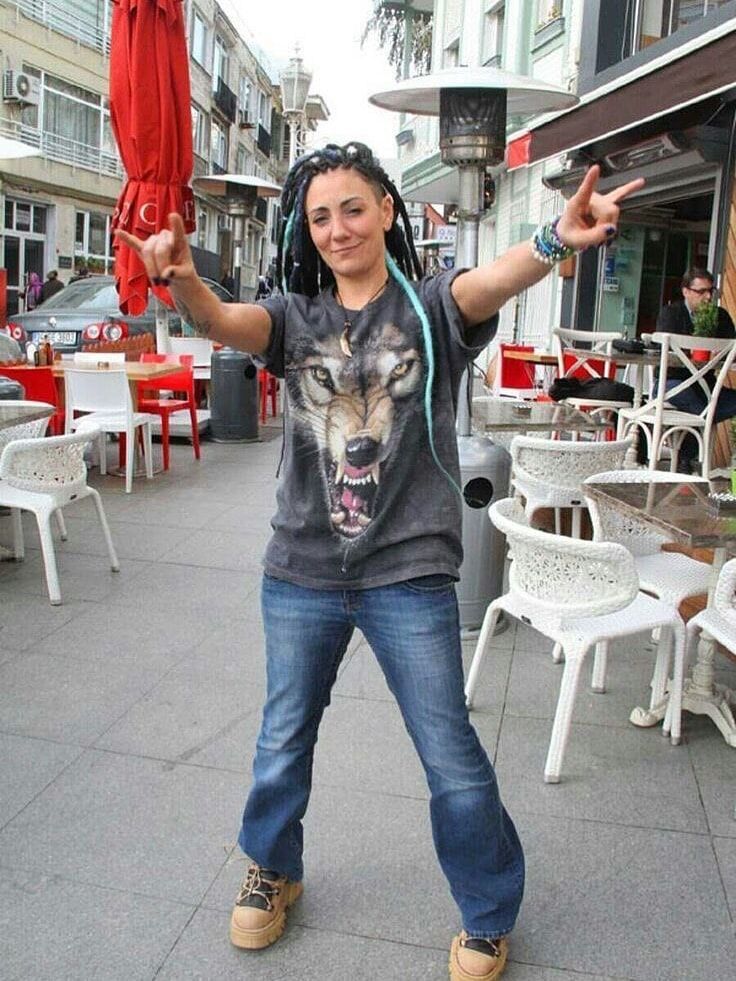 Özlem Tekin 5